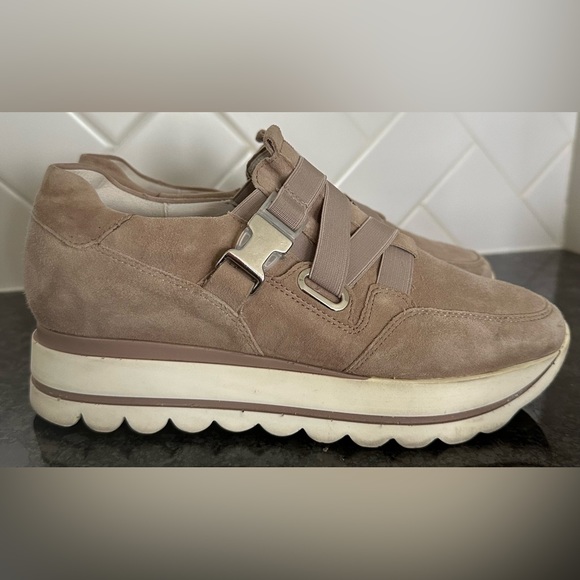 Gabor Women’s Beige Suede Shoe size 4.5 UK and size 7 in US. - Picture 5 of 11